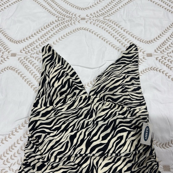 Old Navy One Piece Swimsuit - Picture 2 of 11